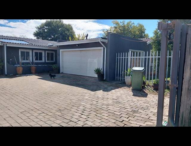4 BEDROOM HOUSE FOR SALE IN BRACKENDOWNS